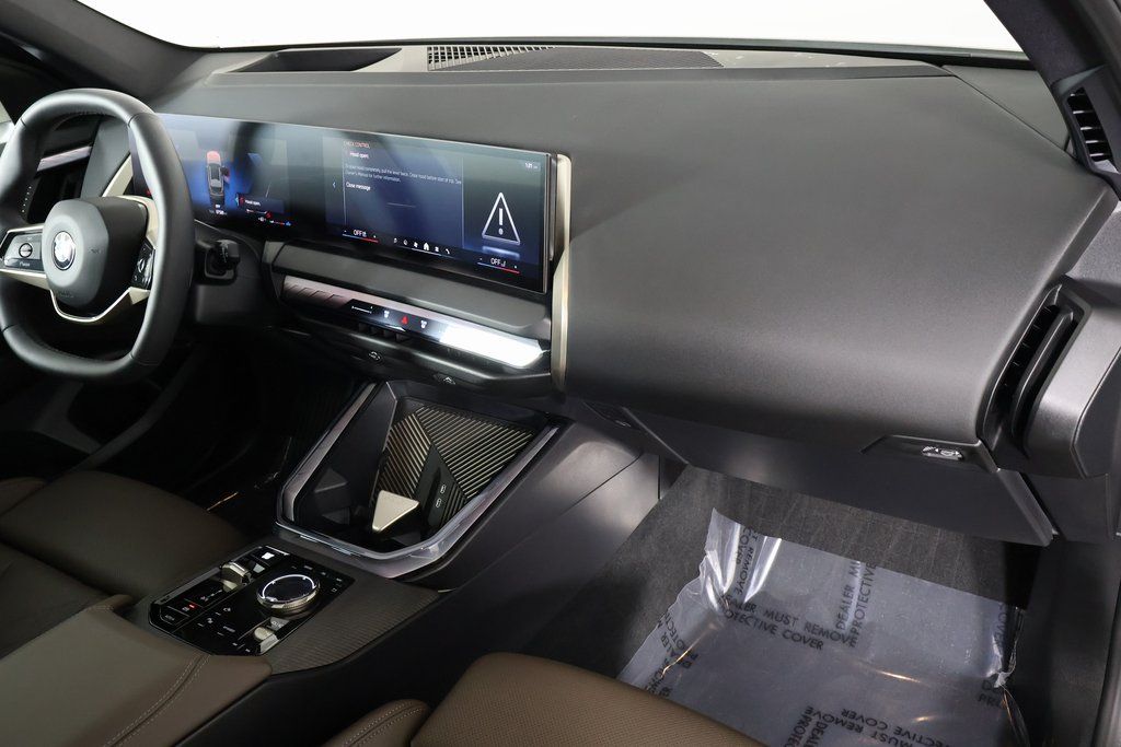 Thumbnail: 2025 BMW X3 - 9