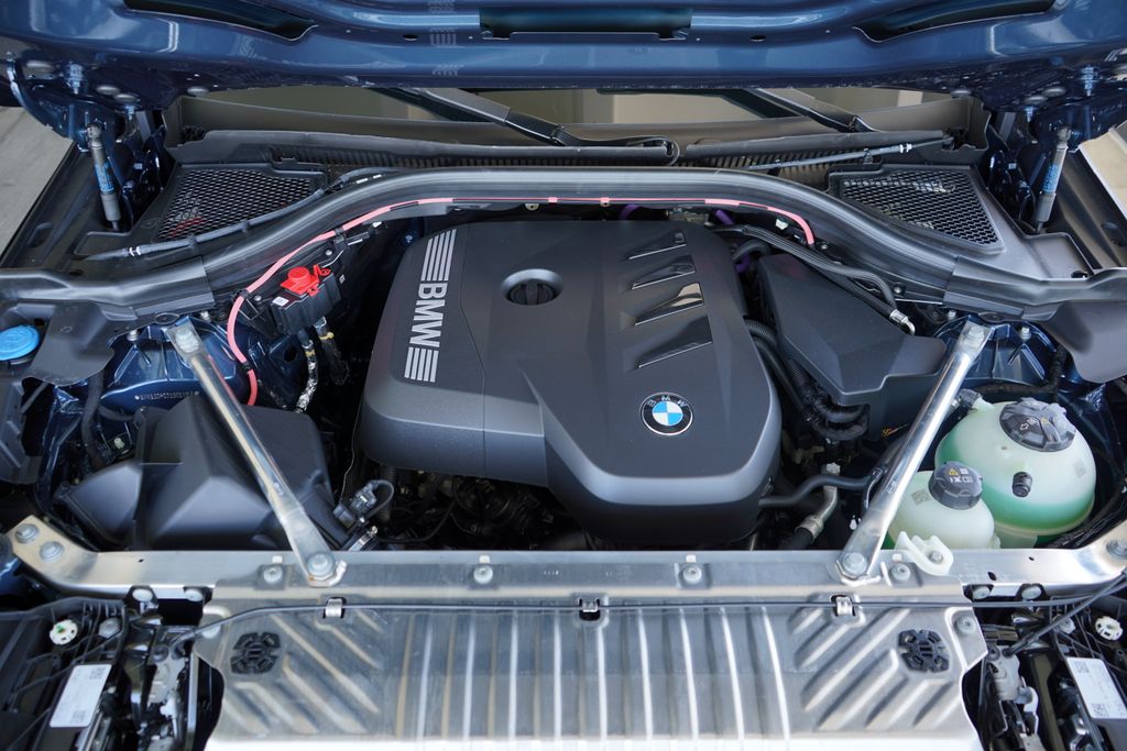 Thumbnail: 2025 BMW X3 - 21