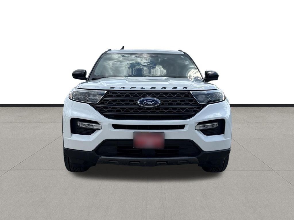 2023 Ford Explorer XLT - 1