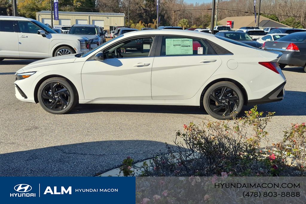 New 2026 White HYUNDAI SEL Sport Plus image 12