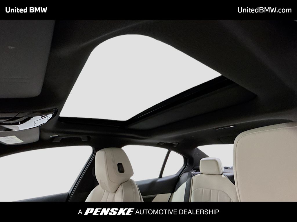 Thumbnail: 2024 BMW 5 Series - 12