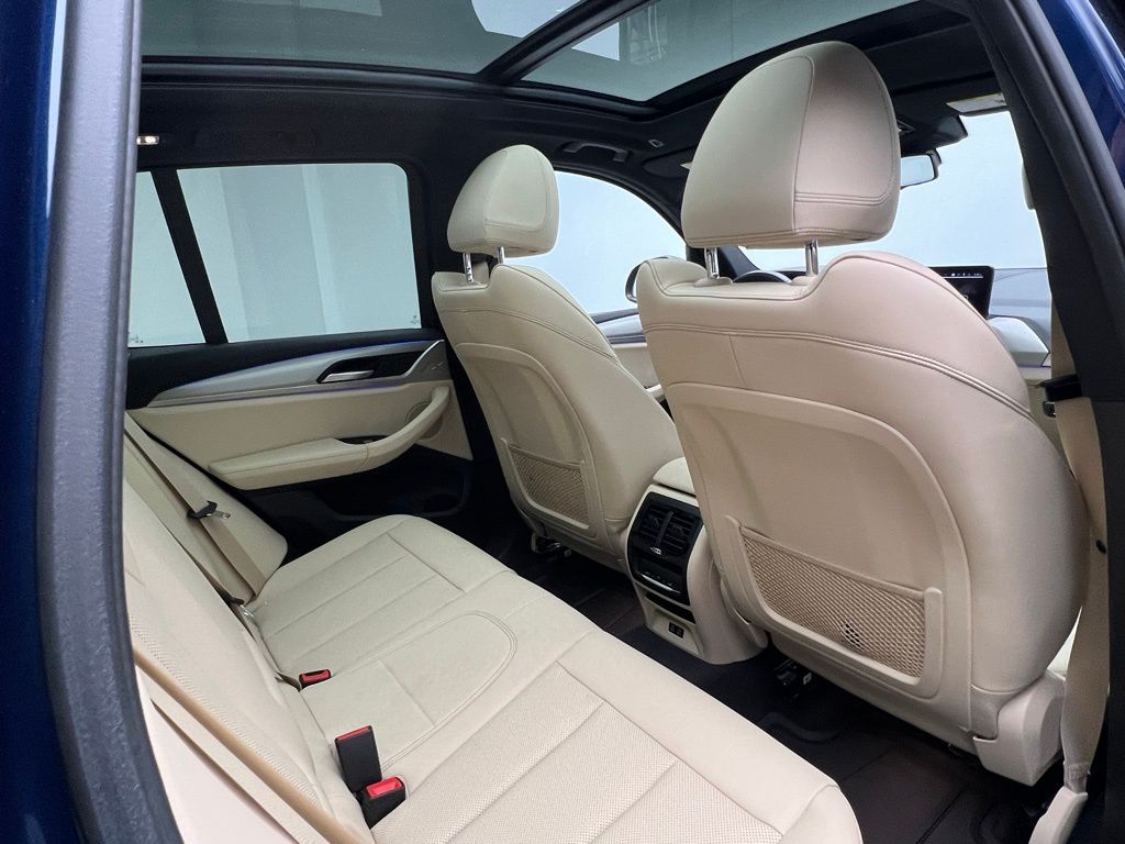 Thumbnail: 2022 BMW X3 - 8