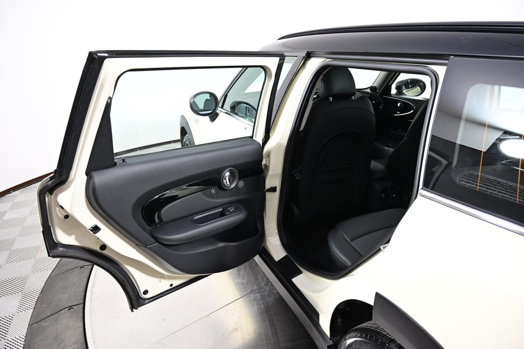 Thumbnail: 2020 MINI Cooper Clubman - 23