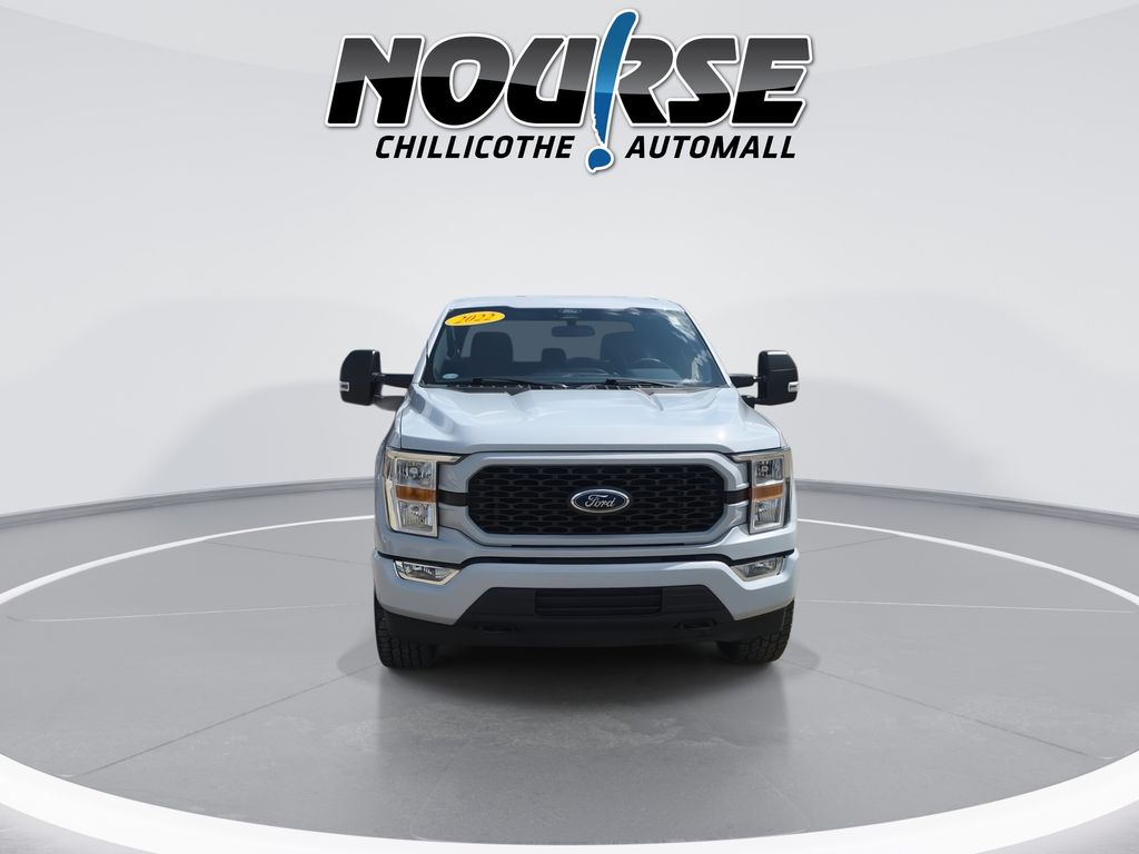 View vehicle photo 3