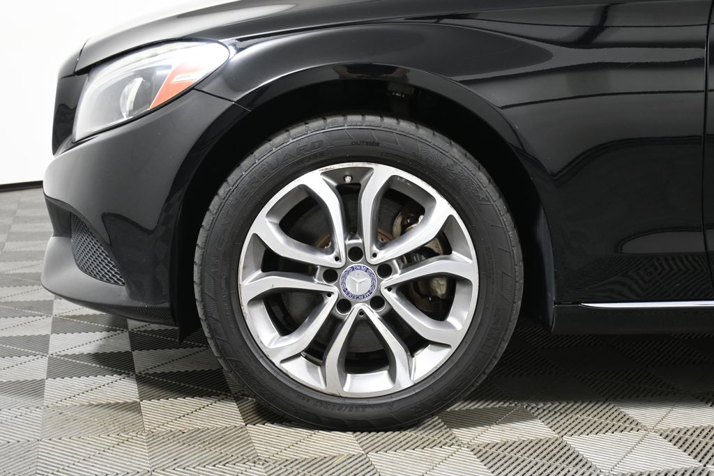 2015 Mercedes-Benz C-Class C 300 11
