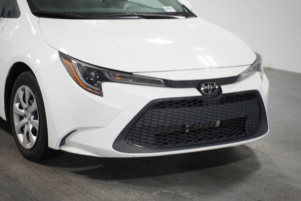 2022 Toyota Corolla LE 4