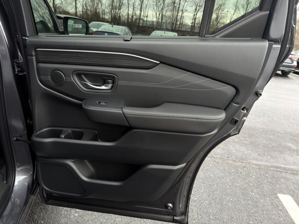 Thumbnail: 2026 Honda Pilot - 26