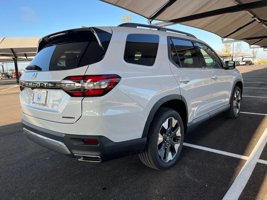 Thumbnail: 2026 Honda Pilot - 3