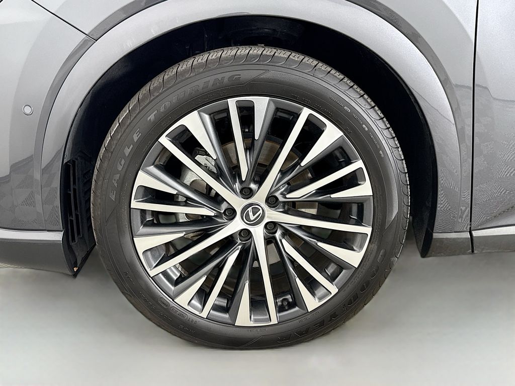 Thumbnail: 2025 Lexus RX - 32