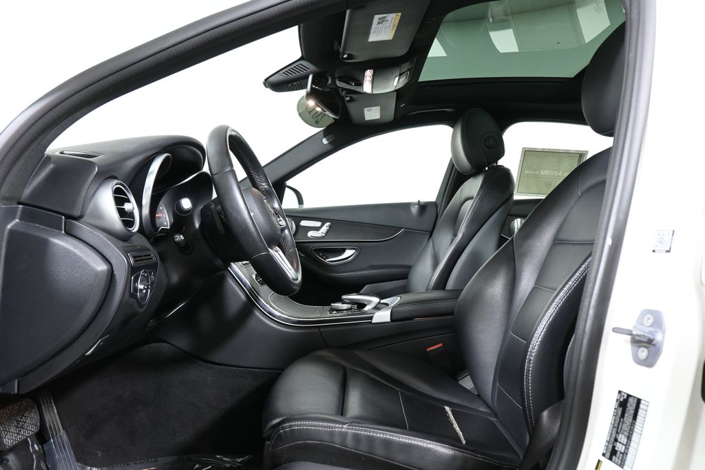 Thumbnail: 2019 Mercedes-Benz C-Class - 3