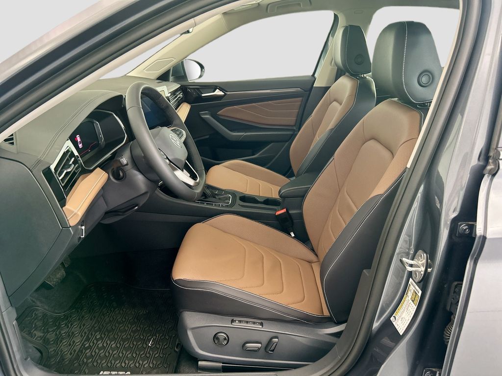 Thumbnail: 2026 Volkswagen Jetta - 18