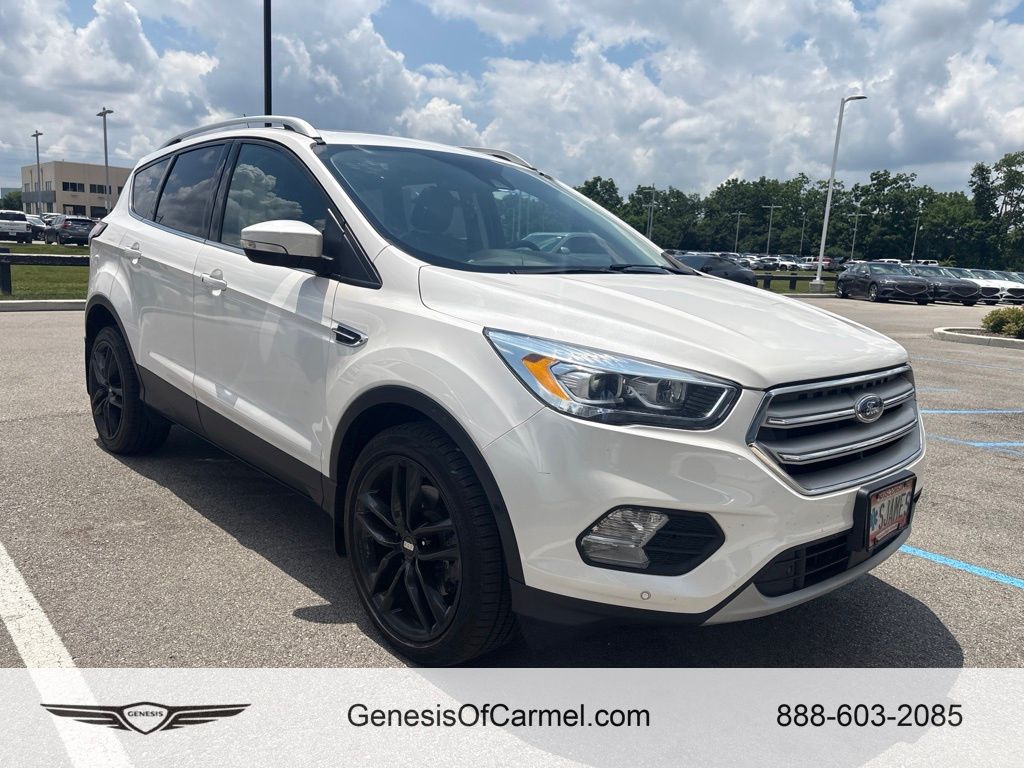 White Platinum Clearcoat Metallic 2018 Ford Escape SUV / Crossover All-Wheel Drive 6-Speed Automatic