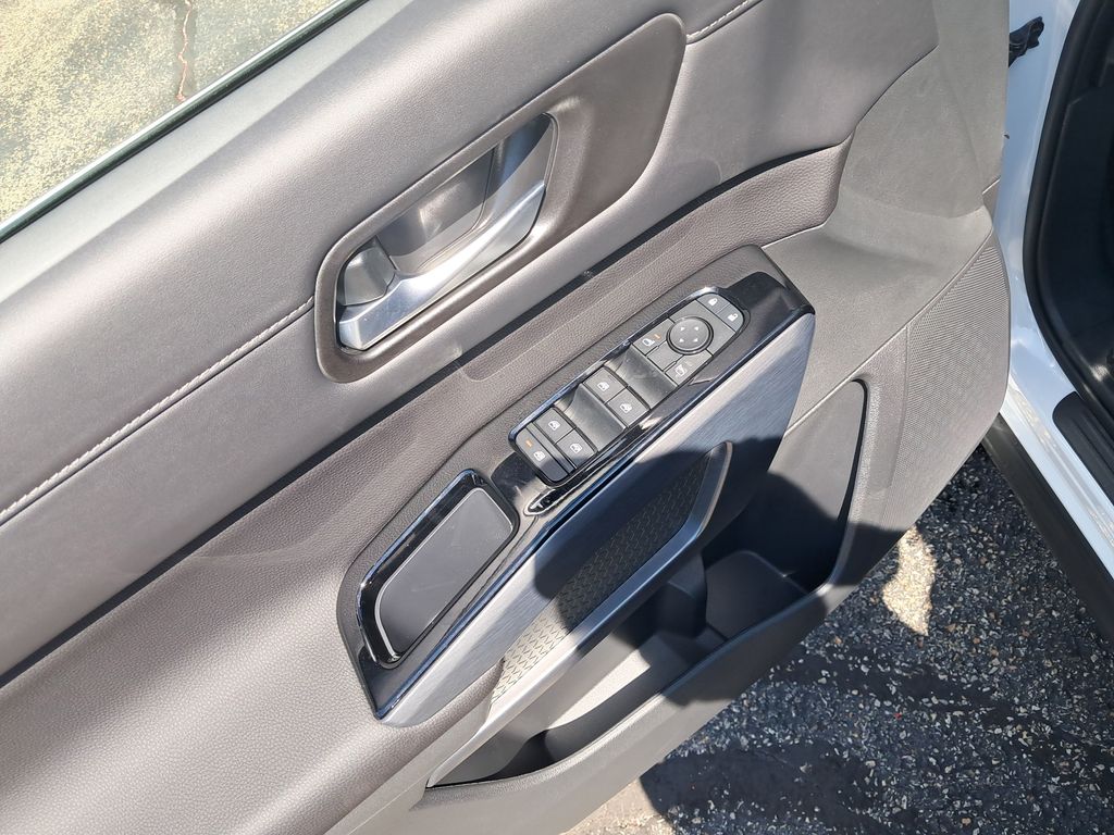 2026 Nissan Pathfinder SL White at South Hills Kia