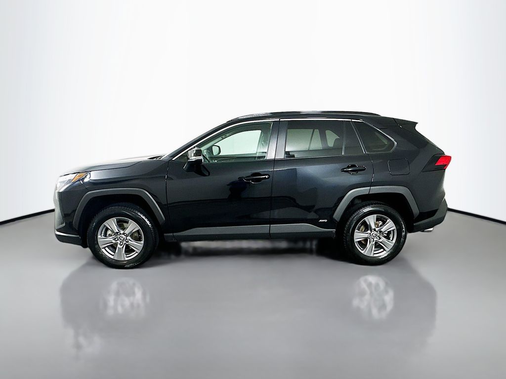 Thumbnail: 2024 Toyota RAV4 - 8