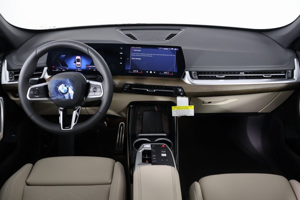 Thumbnail: 2025 BMW X1 - 4