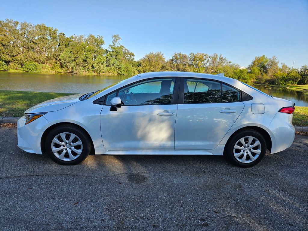 2023 Toyota Corolla LE 2