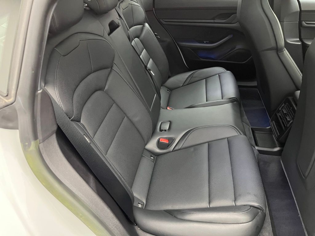 Thumbnail: 2023 Porsche Taycan - 31