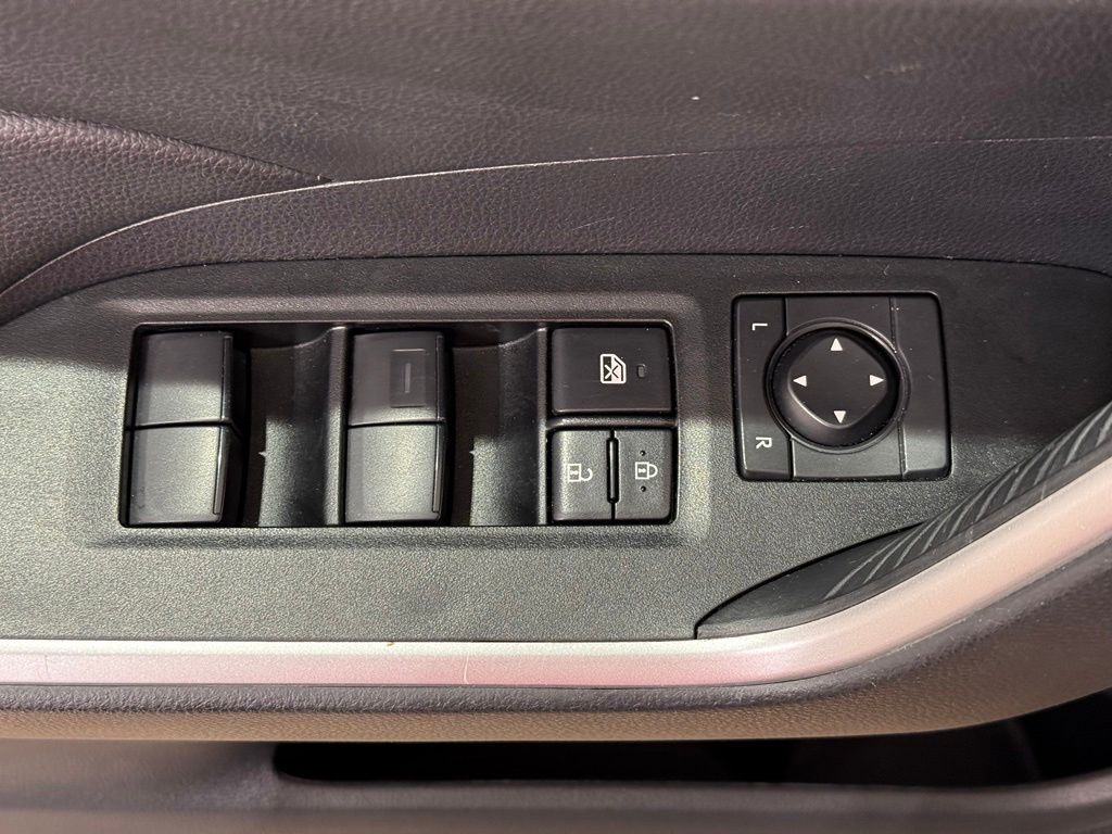 Thumbnail: 2025 Toyota RAV4 - 16