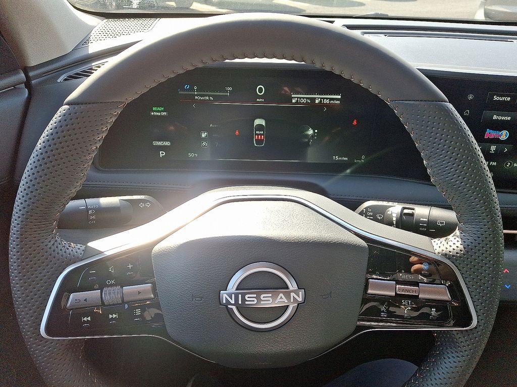 2025 Nissan Ariya Engage 11