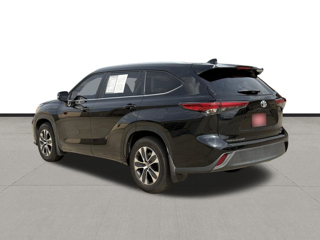2023 Toyota Highlander XLE Black at Monument Chevrolet