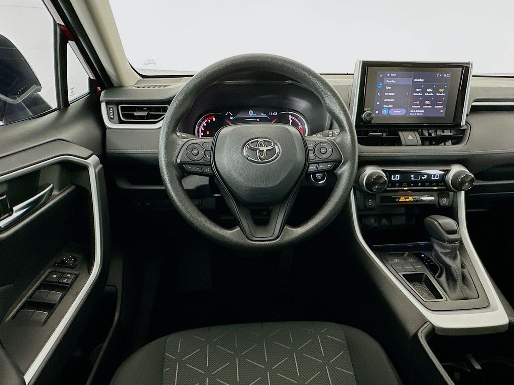 Thumbnail: 2025 Toyota RAV4 - 22