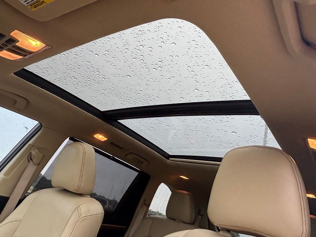 2019 Toyota Highlander Hybrid Limited photo