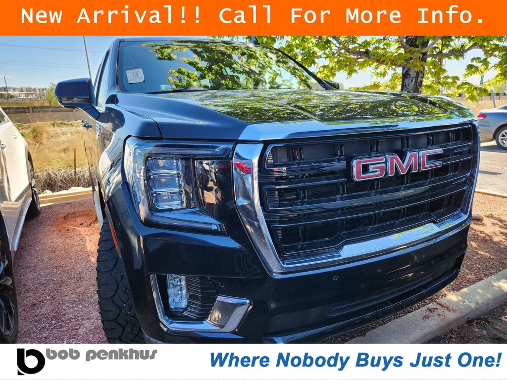 2024 GMC Yukon SLE 4X4's photo