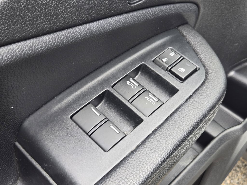used 2022 Honda Pilot car, priced at $28,154
