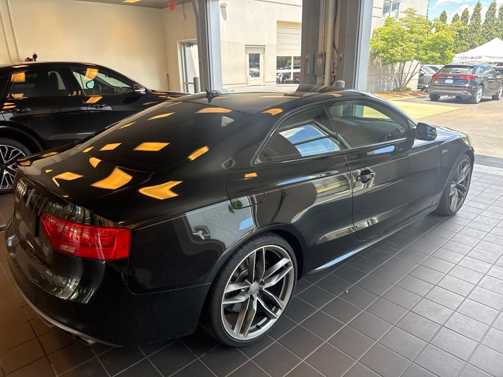 Used 2016 Black Audi 3.0T Premium Plus image 3