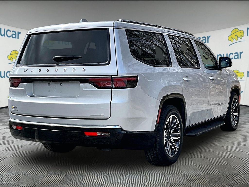 2022 Jeep Wagoneer — photo 6