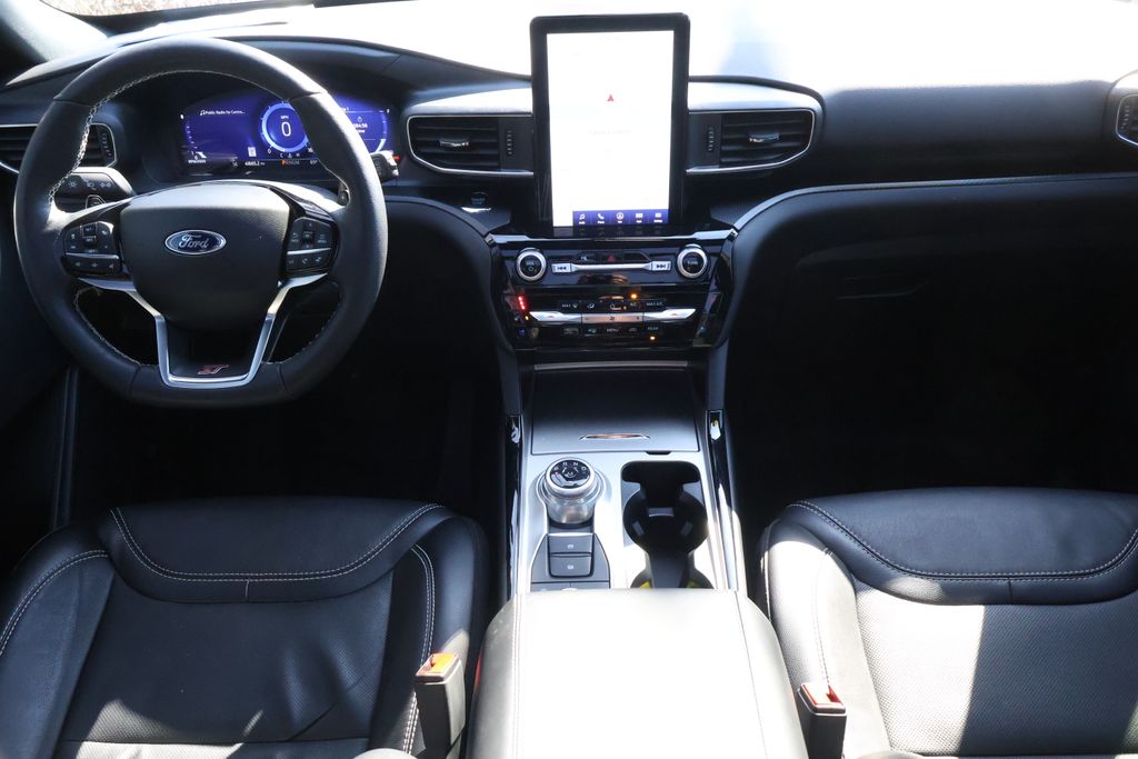 Thumbnail: 2023 Ford Explorer - 17