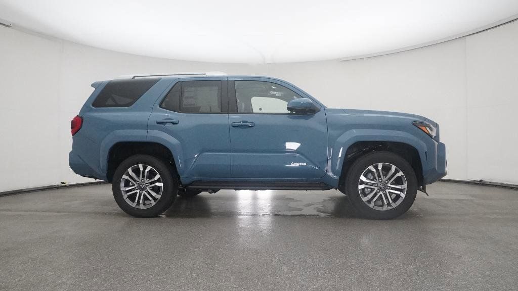Thumbnail: 2025 Toyota 4Runner - 6