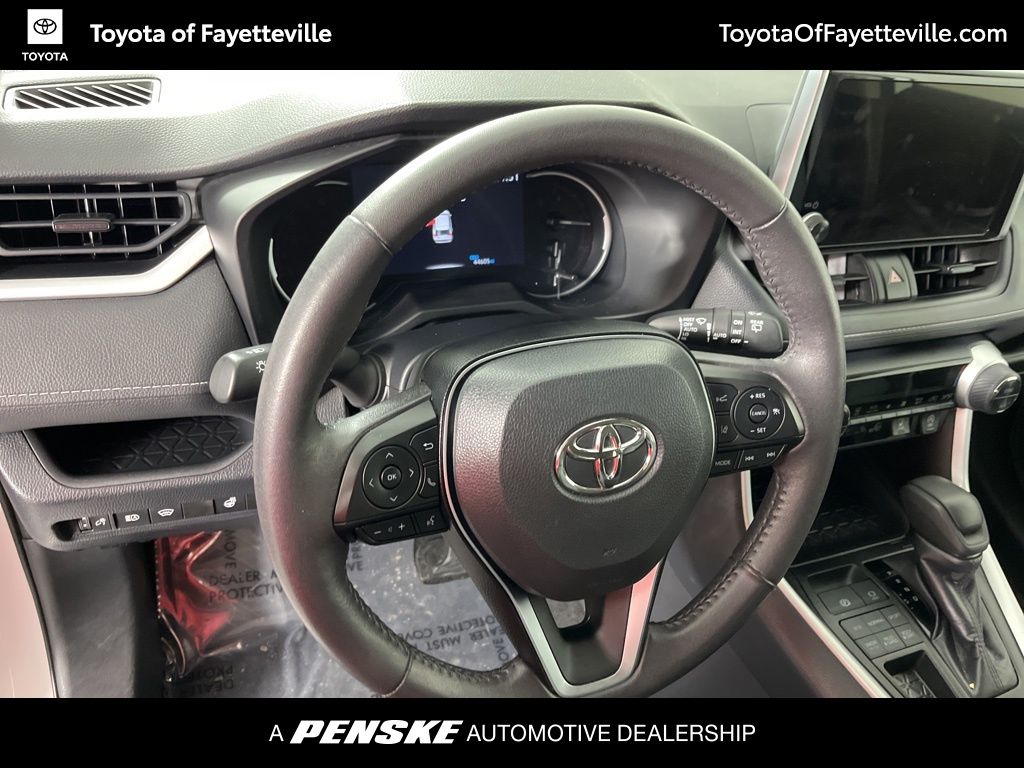 Thumbnail: 2024 Toyota RAV4 - 25
