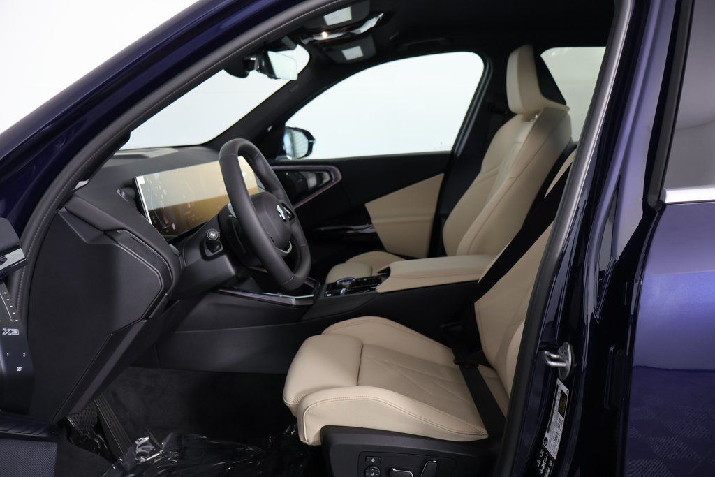 Thumbnail: 2026 BMW X3 - 4