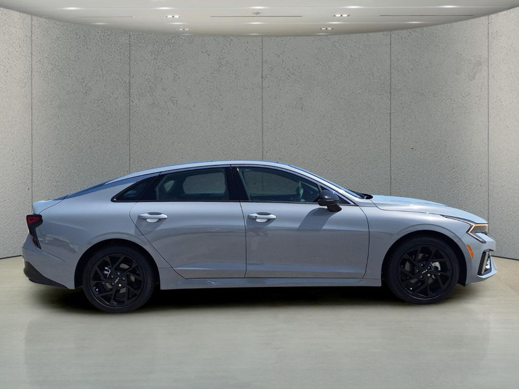 Used 2026 Gray Kia GT-Line image 4