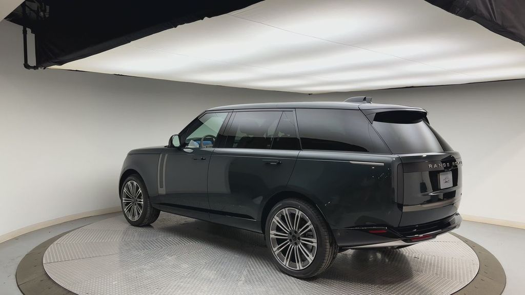 Thumbnail: 2026 Land Rover Range Rover - 4