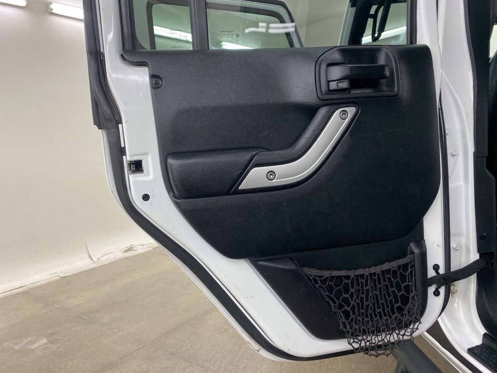 2016 Jeep Wrangler Unlimited Rubicon photo