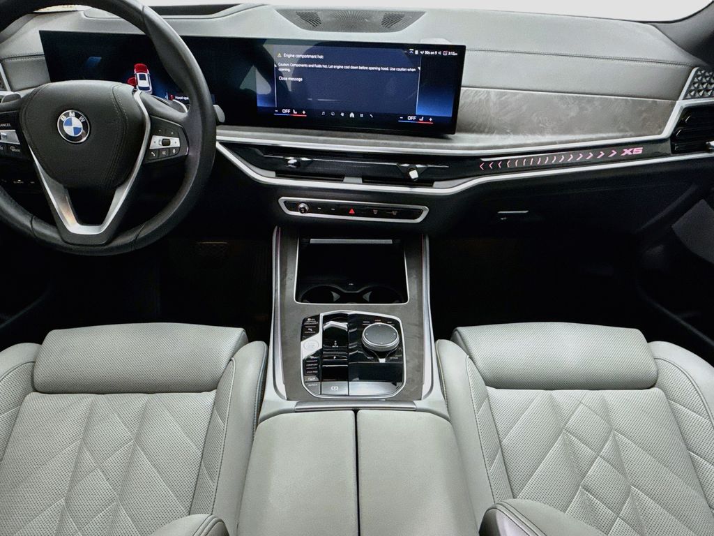 Thumbnail: 2024 BMW X5 - 13