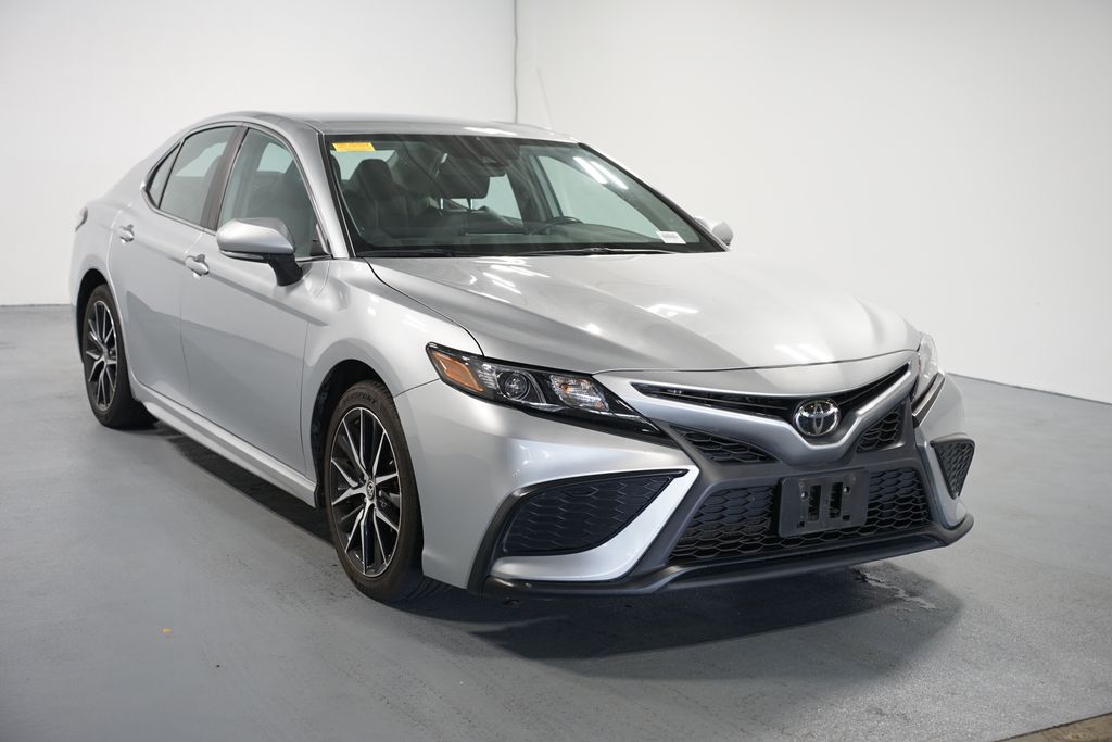 Thumbnail: 2024 Toyota Camry - 3