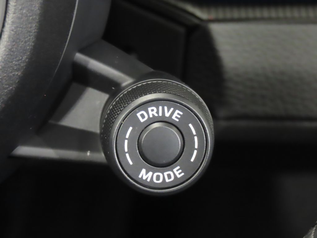 Thumbnail: 2025 Porsche Panamera - 22