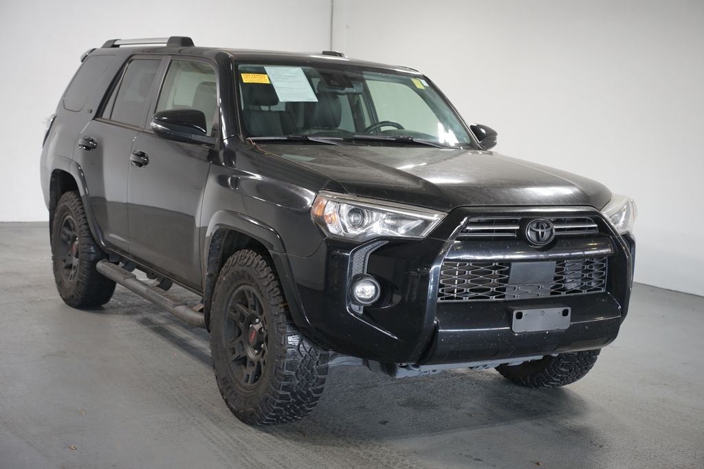 Thumbnail: 2021 Toyota 4Runner - 3