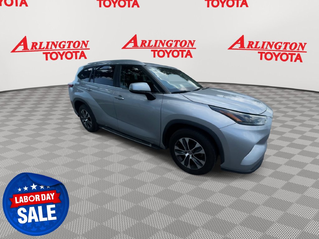 Used 2023 Toyota Highlander SUV