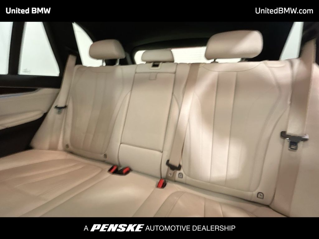 Thumbnail: 2015 BMW X5 - 22