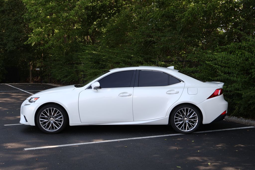 Thumbnail: 2015 Lexus IS - 4
