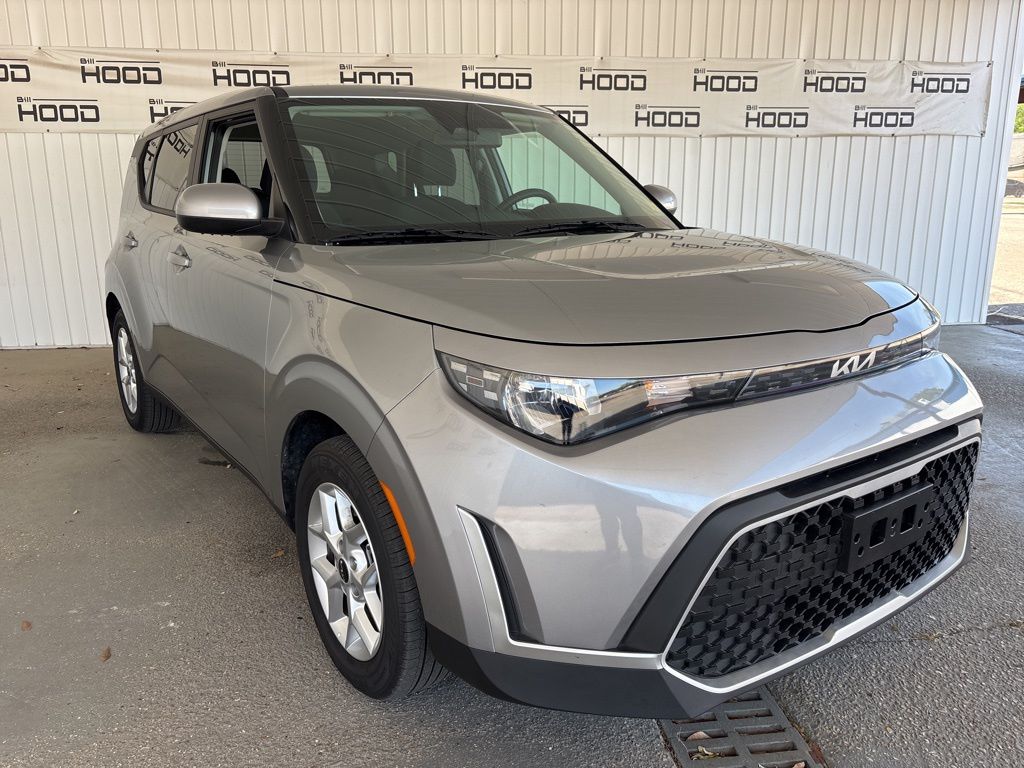 2025 Kia Soul LX FWD