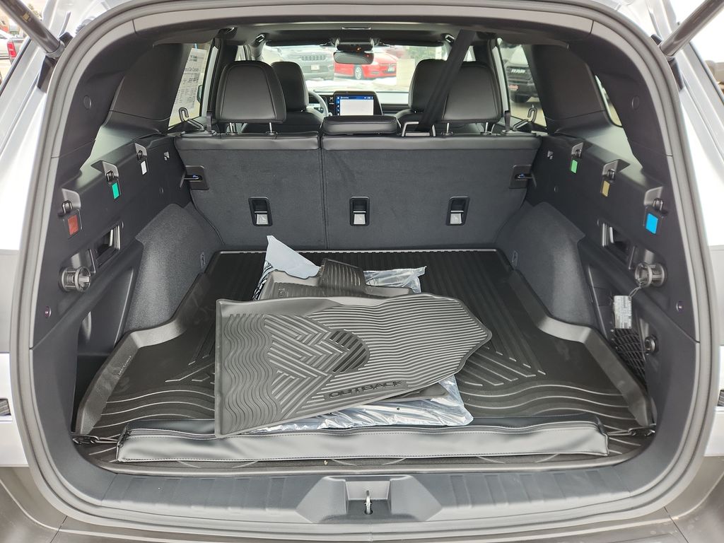 2026 Subaru Outback Premium - Photo 22