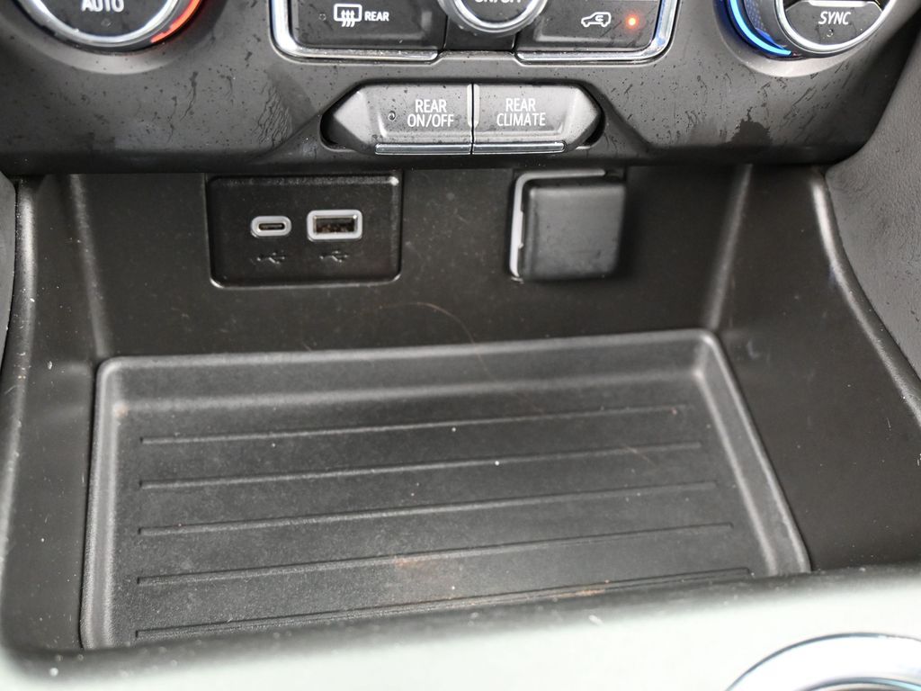 Used 2024 Black Chevrolet LS image 27