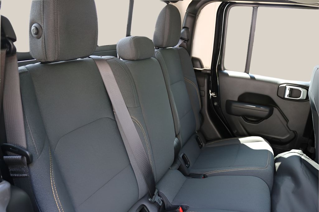 Used Car 2024 Jeep Gladiator  Sport For Sale Under $40,000 In Austin, Texas