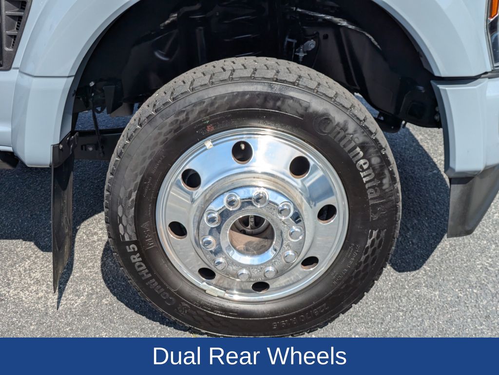 2026 Ford F-450 Super Duty Platinum