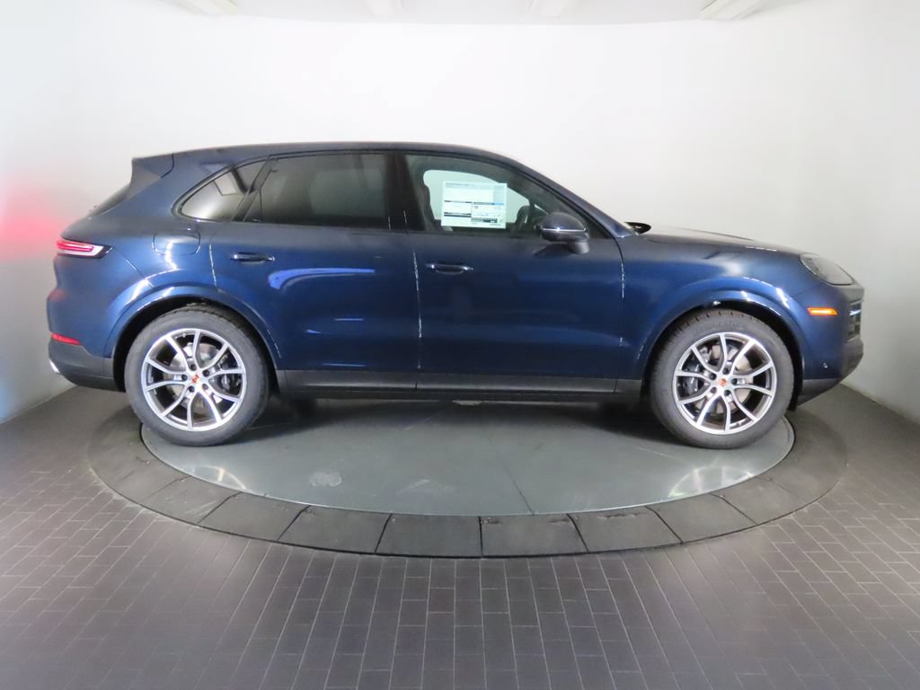 Thumbnail: 2026 Porsche Cayenne - 8